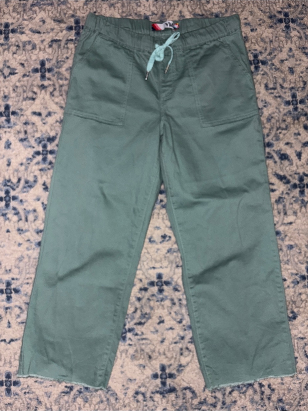 Women's Relaxed Drawstring Chinos in Dusty Sage